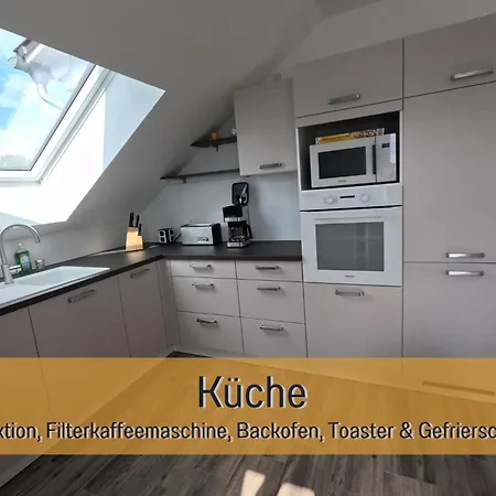 Ferienhaus Ferienhaus Höckelheim nahe Göttingen 300 qm für Familien und Gruppen bis 18 Personen in 3 Wohnungen in einem Haus *
