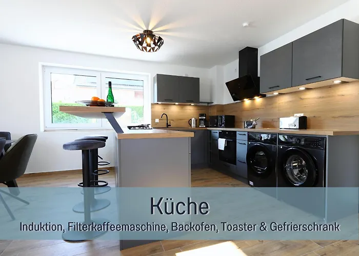 Hoeckelheim- 300qm - 3 - 12 - Bis 18 Gaeste - Kleinkinder Reisen Gratis - Fuer Familien Und Gruppen - Kuechen Mit Spuelmaschine Backofen, Mikrowelle - Smart-tv - Wlan - Fussbodenheizung, Klimaanlage & Raffstores - Naehe Go * Northeim