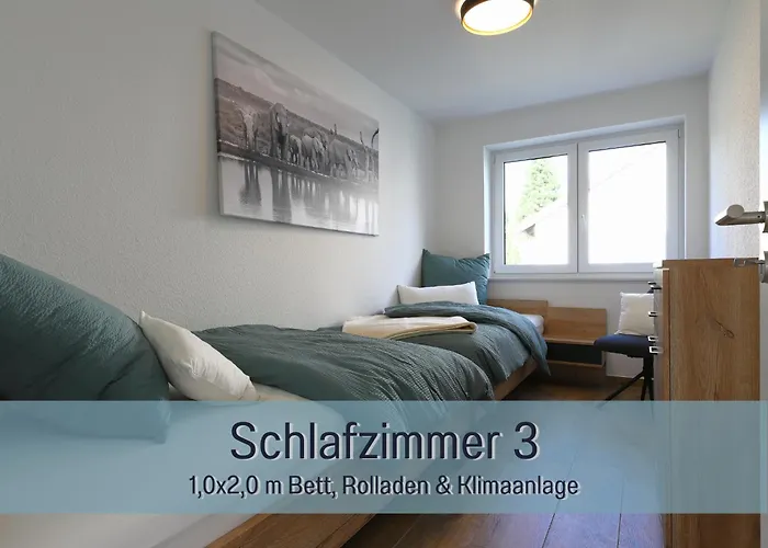 Vakantiehuis Hoeckelheim- 300qm - 3 - 12 - Bis 18 Gaeste - Kleinkinder Reisen Gratis - Fuer Familien Und Gruppen - Kuechen Mit Spuelmaschine Backofen, Mikrowelle - Smart-tv - Wlan - Fussbodenheizung, Klimaanlage & Raffstores - Naehe Go Northeim