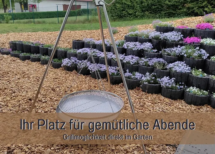 Hoeckelheim- 300qm - 3 - 12 - Bis 18 Gaeste - Kleinkinder Reisen Gratis - Fuer Familien Und Gruppen - Kuechen Mit Spuelmaschine Backofen, Mikrowelle - Smart-tv - Wlan - Fussbodenheizung, Klimaanlage & Raffstores - Naehe Go Vakantiehuis *